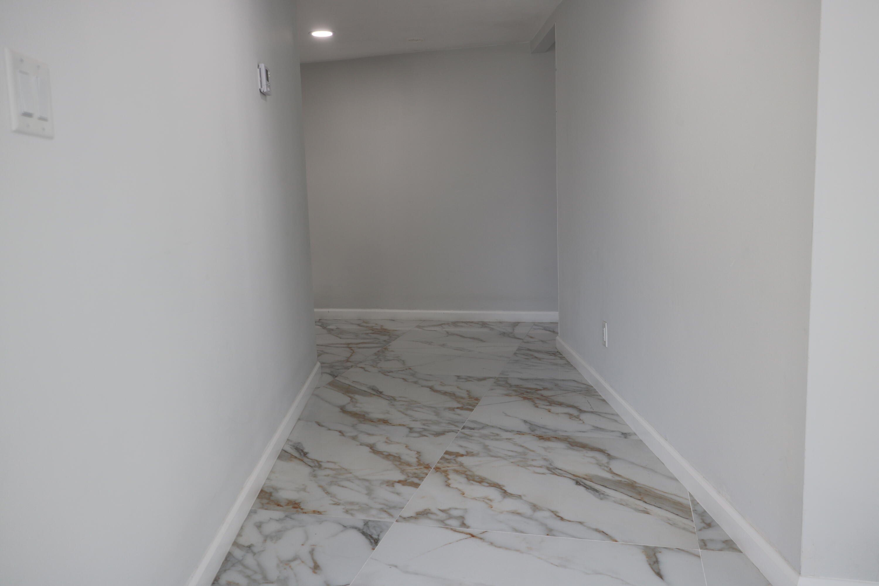 LONGWOOD 1 CONDO - Residential