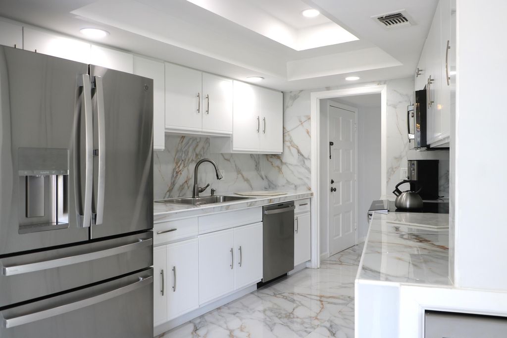 Photo of 11811 Avenue Of The Pga 3-2f #3-2f, West Palm Beach, FL 33418 (MLS # B26029638)