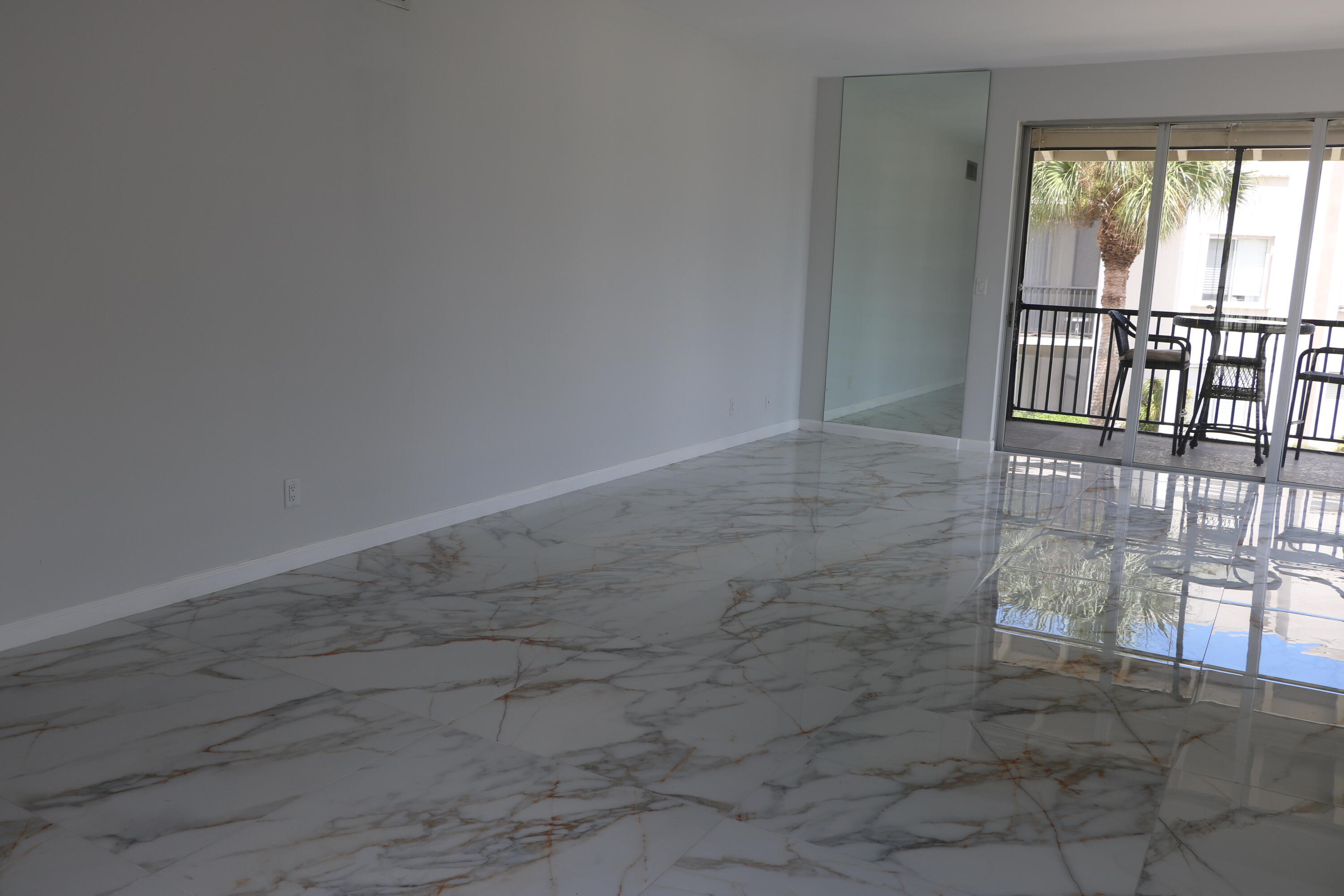 LONGWOOD 1 CONDO - Residential