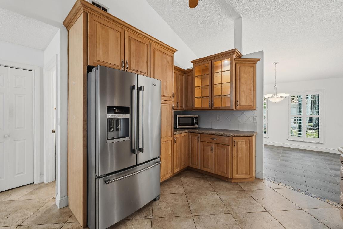 SHORES 2 - Residential