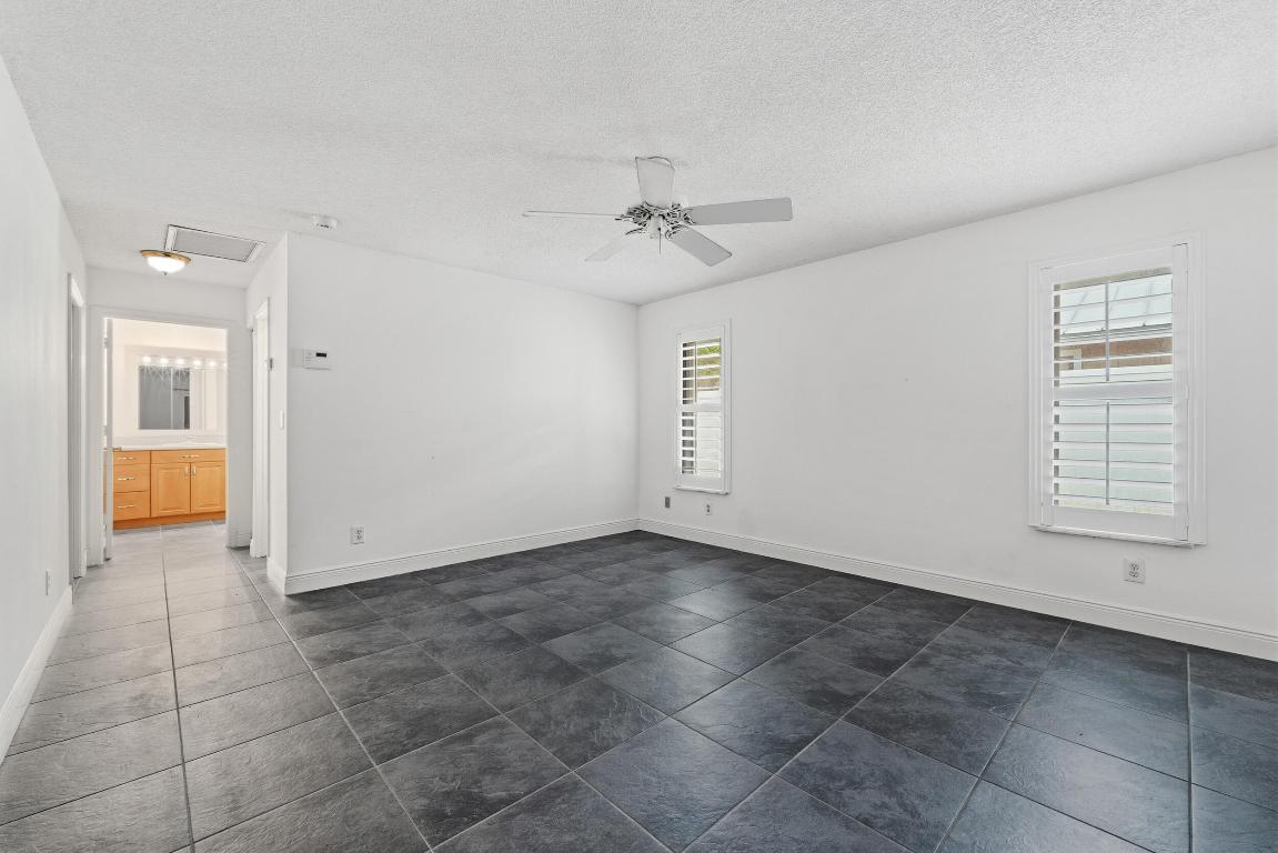 SHORES 2 - Residential