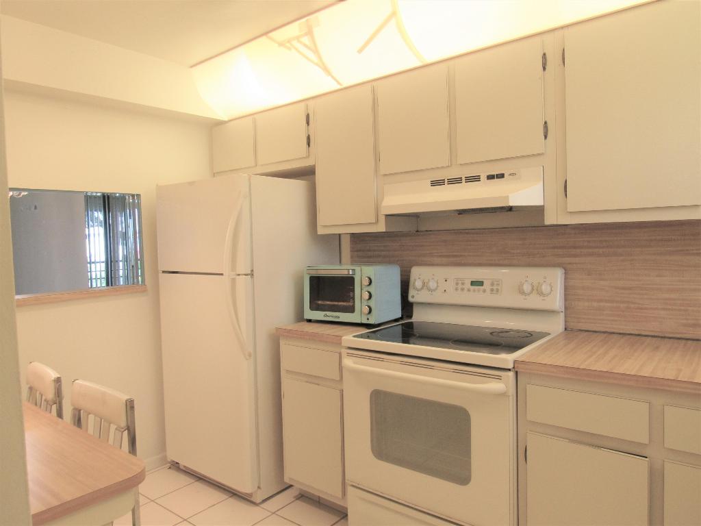 4640 Lucerne Lakes Boulevard 206