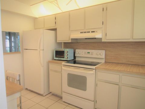 4640 Lucerne Lakes Boulevard 206 Lake Worth FL 33467