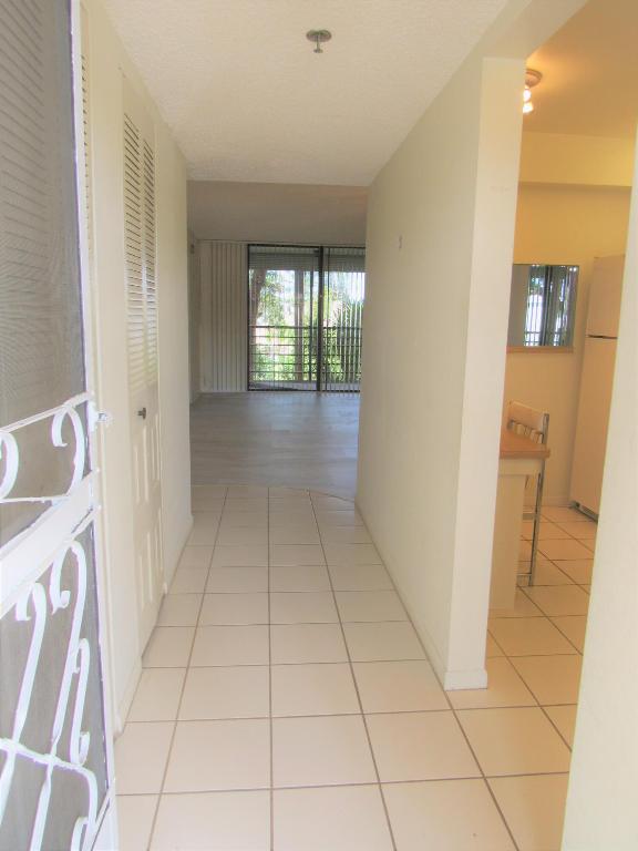 4640 Lucerne Lakes Boulevard 206