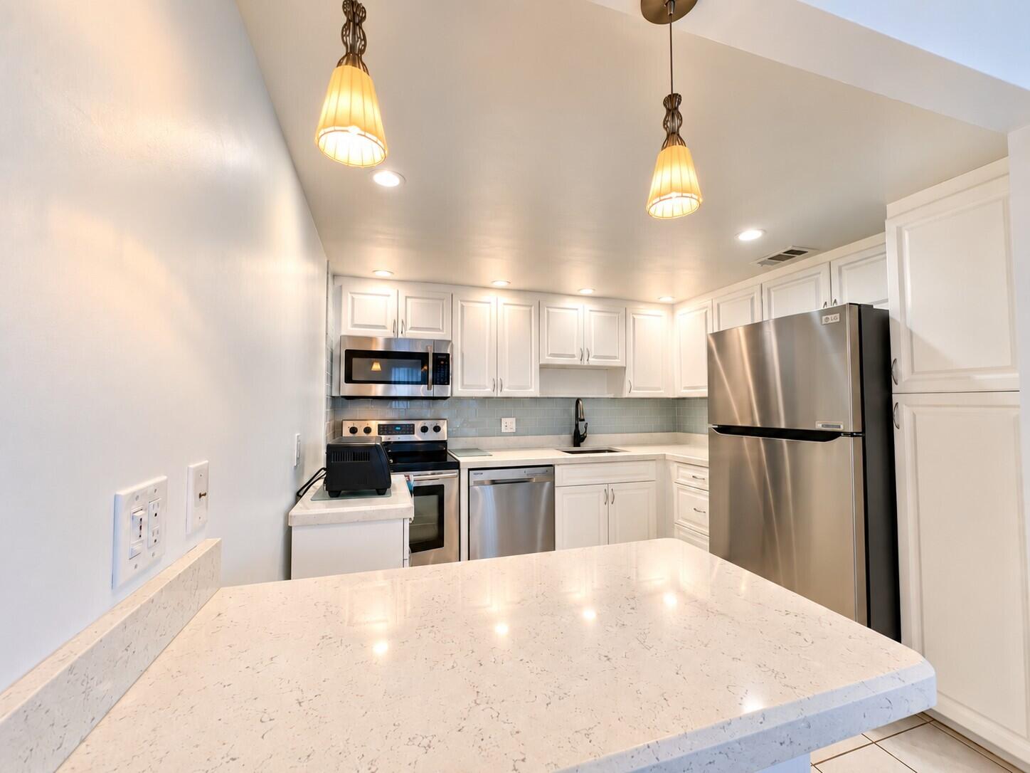 102 GREENBRIER A