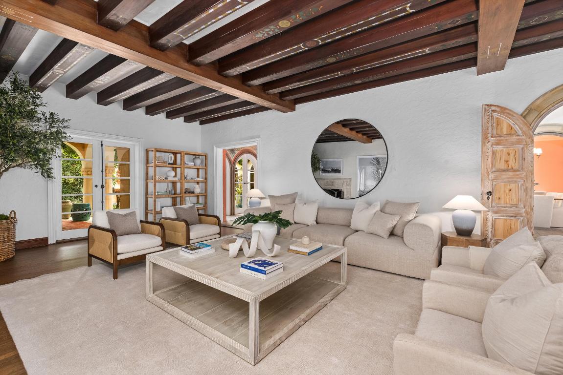 ROYAL PARK - Residential