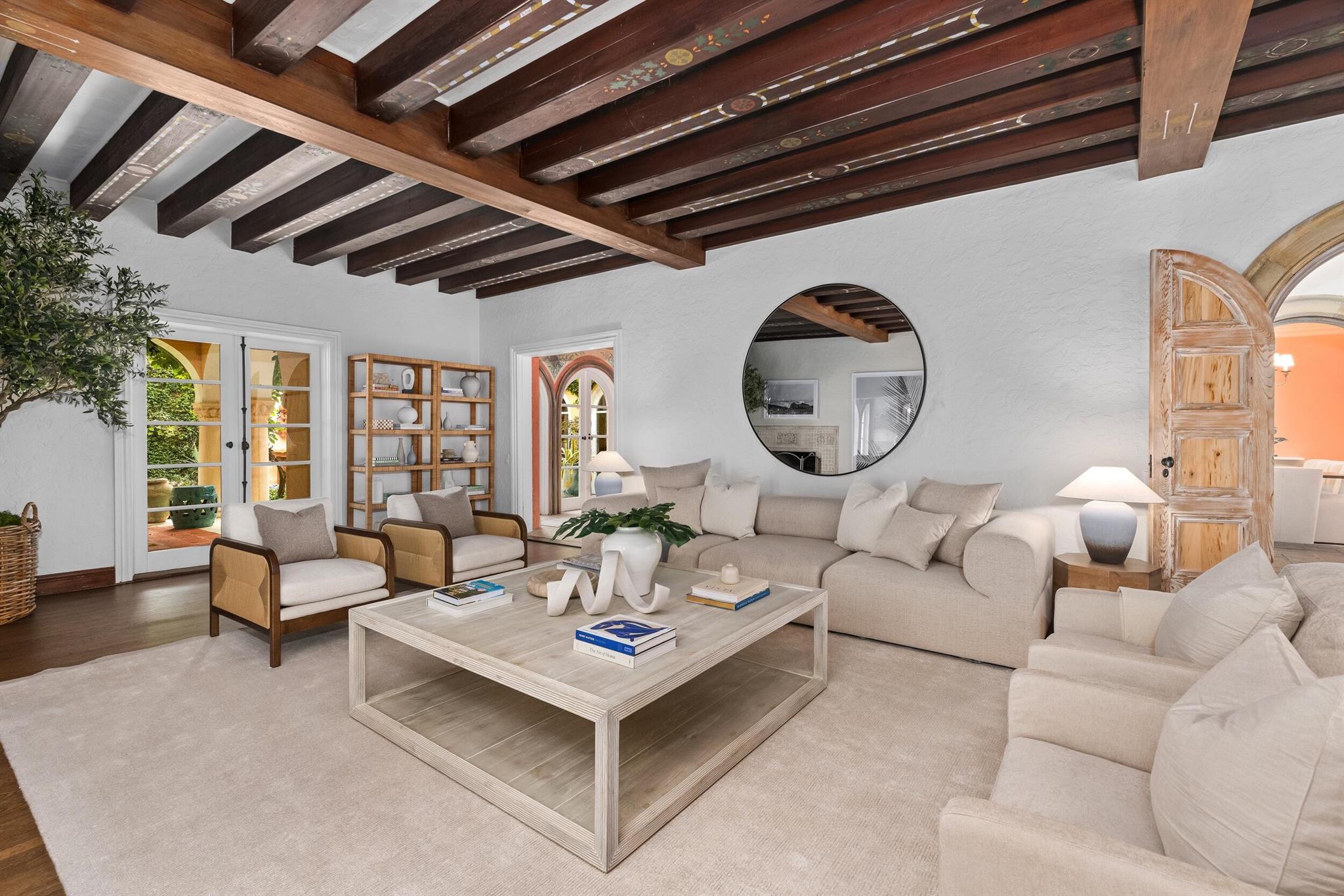 ROYAL PARK - Residential