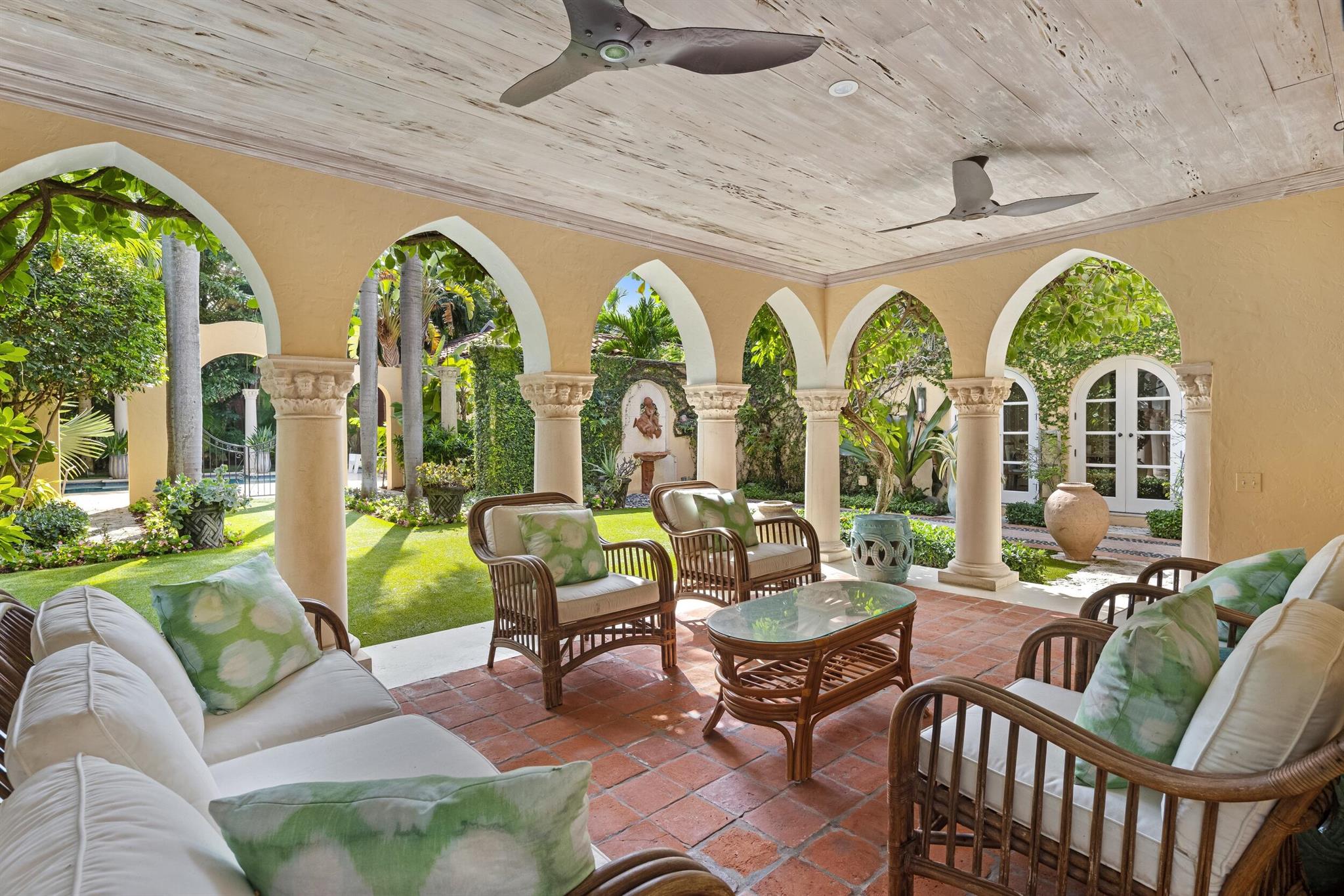 ROYAL PARK - Residential