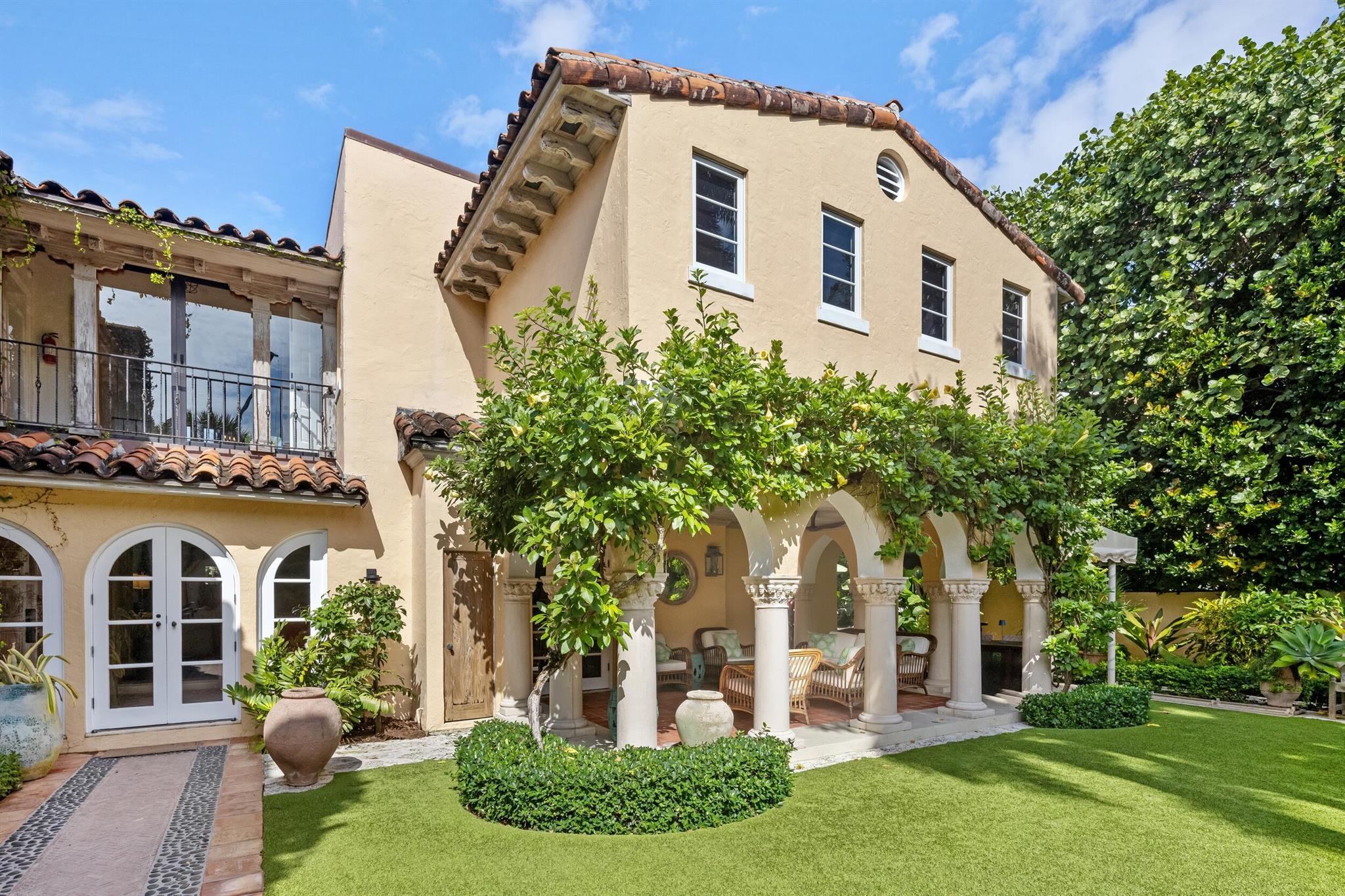 ROYAL PARK - Residential