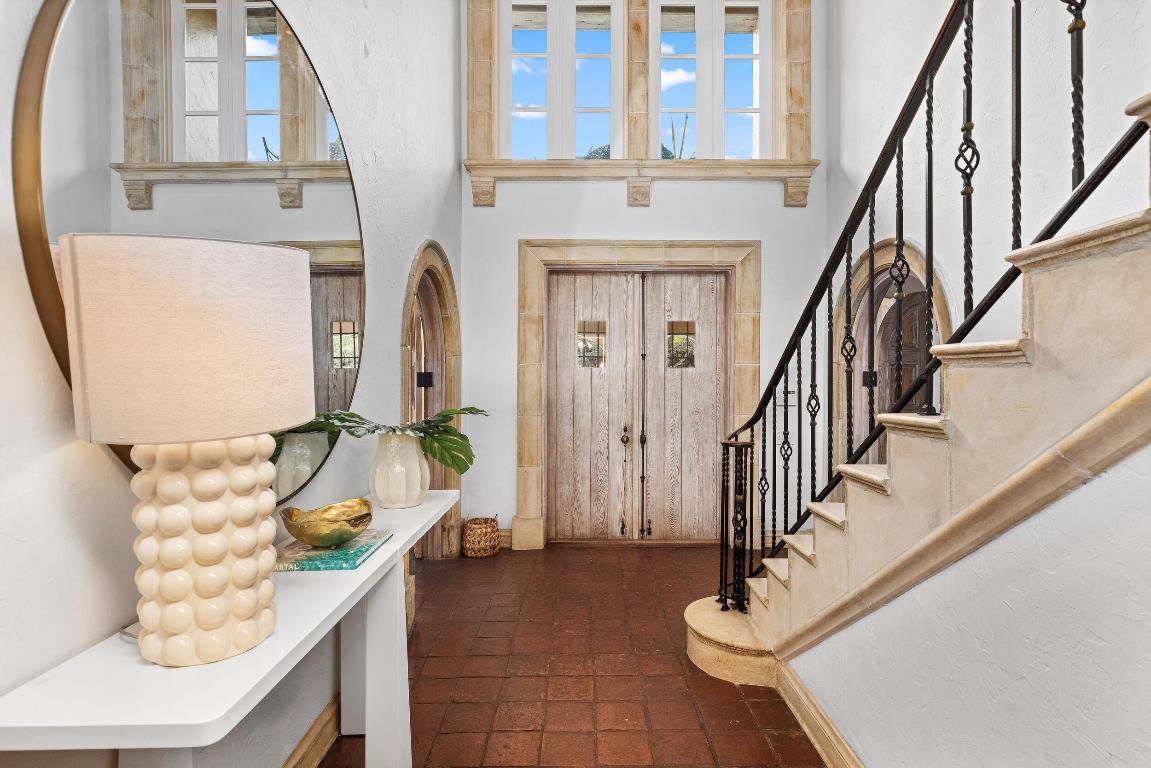 124 Brazilian Avenue