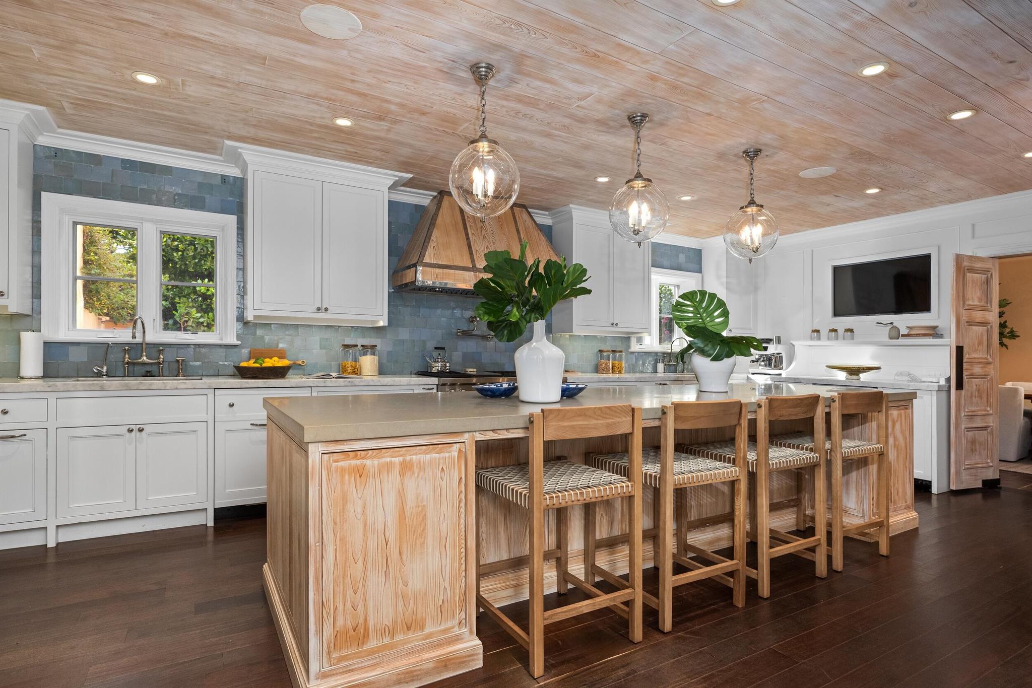 ROYAL PARK - Residential