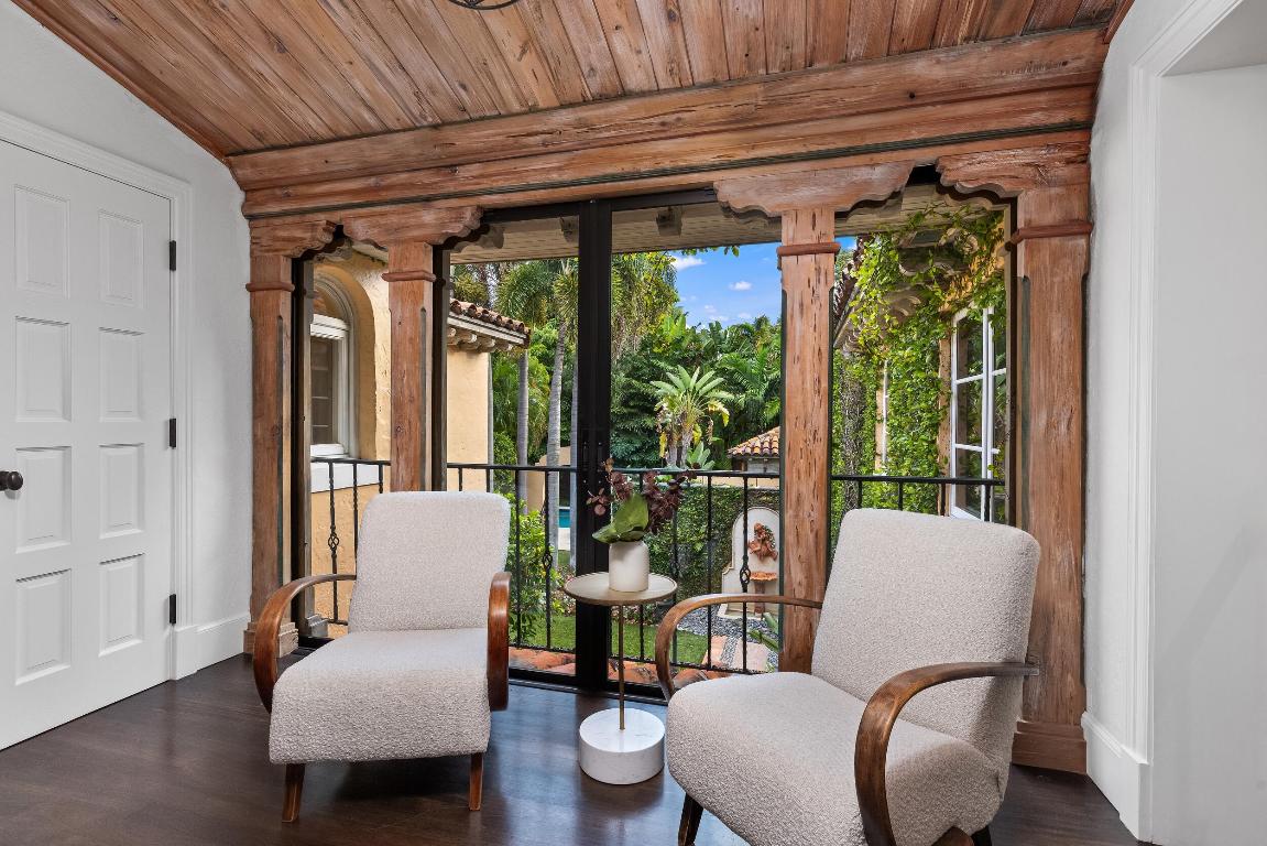 ROYAL PARK - Residential