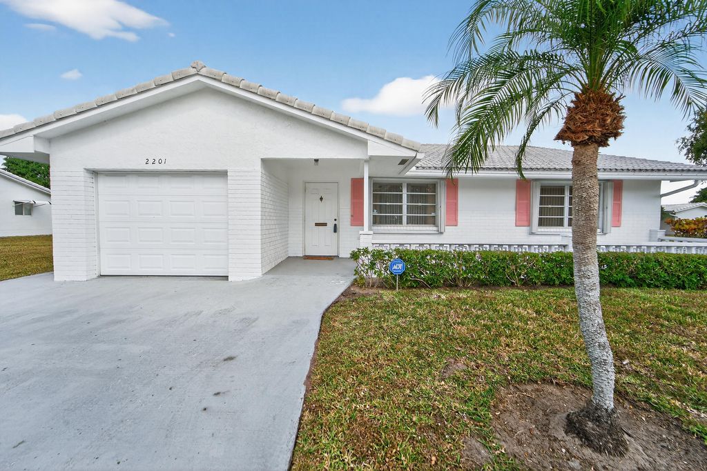 Photo of 2201 SW 22nd Way SW, Boynton Beach, FL 33426 (MLS # R11163469)