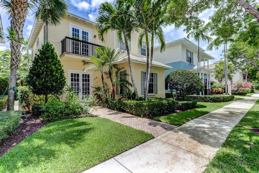 Photo of 114 Inkberry Drive, Jupiter, FL 33458 (MLS # R10721469)