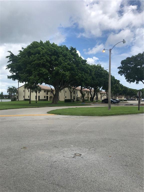 Lake Windwood Condo 01-14 - Residential Lease