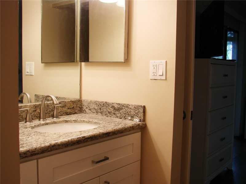 Lake Windwood Condo 01-14 - Residential Lease