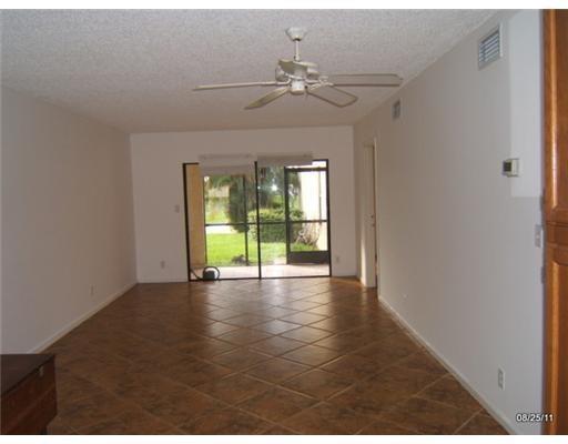 Lake Windwood Condo 01-14 - Residential Lease