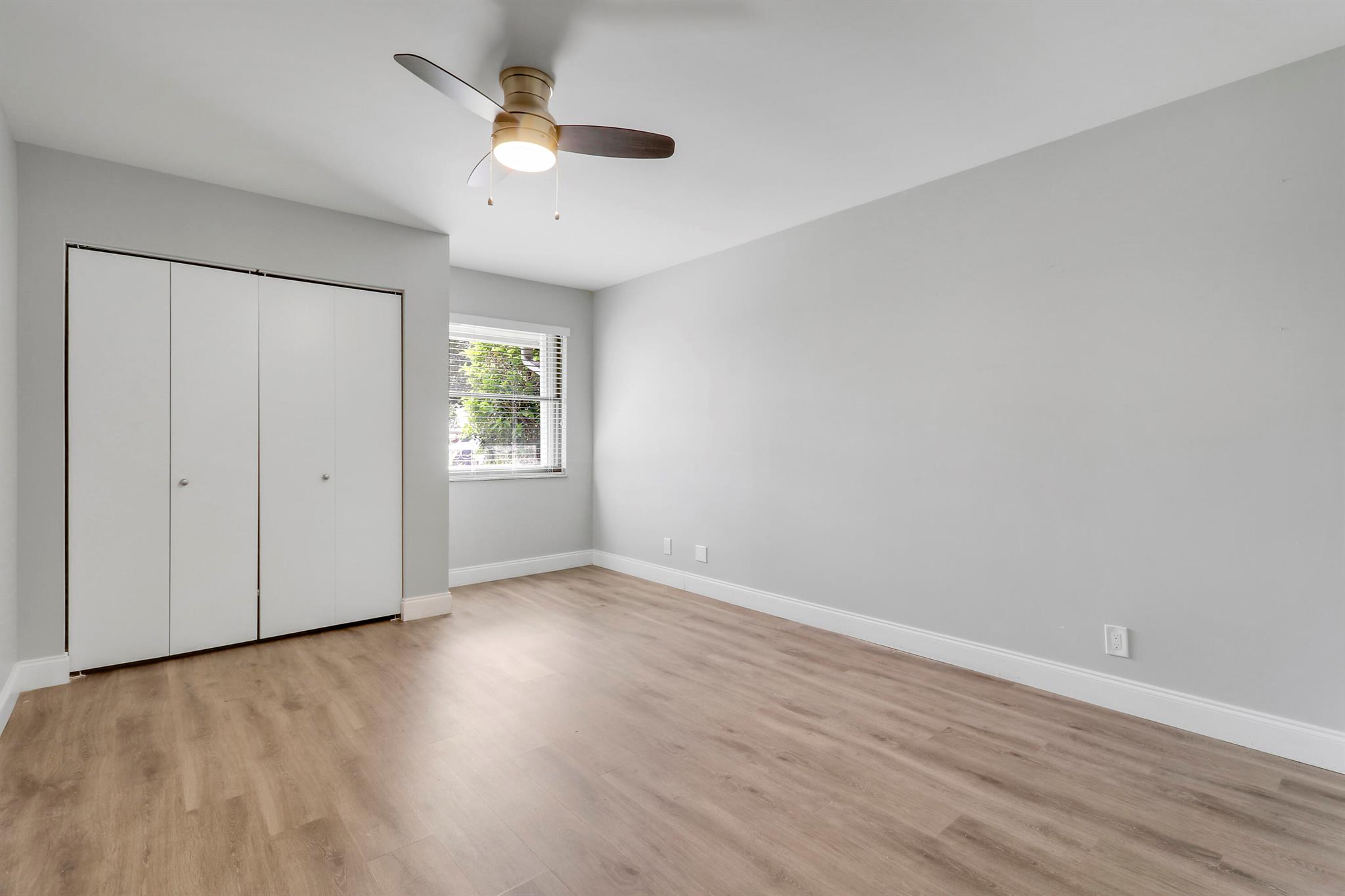 EASTPOINTE COUNTRY CLUB 2 - Residential