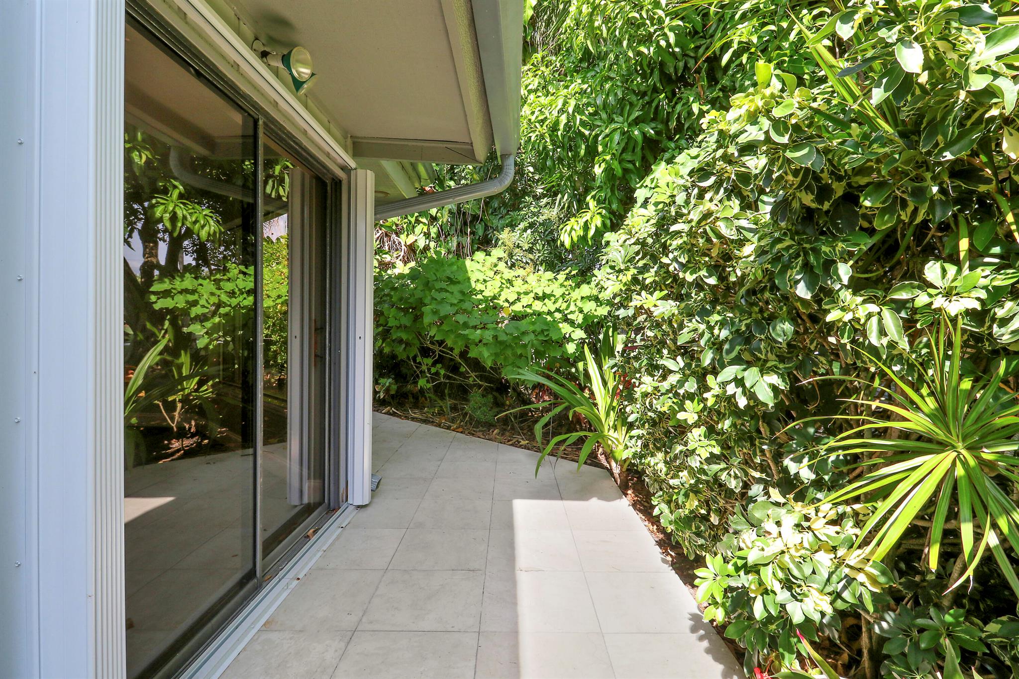 EASTPOINTE COUNTRY CLUB 2 - Residential