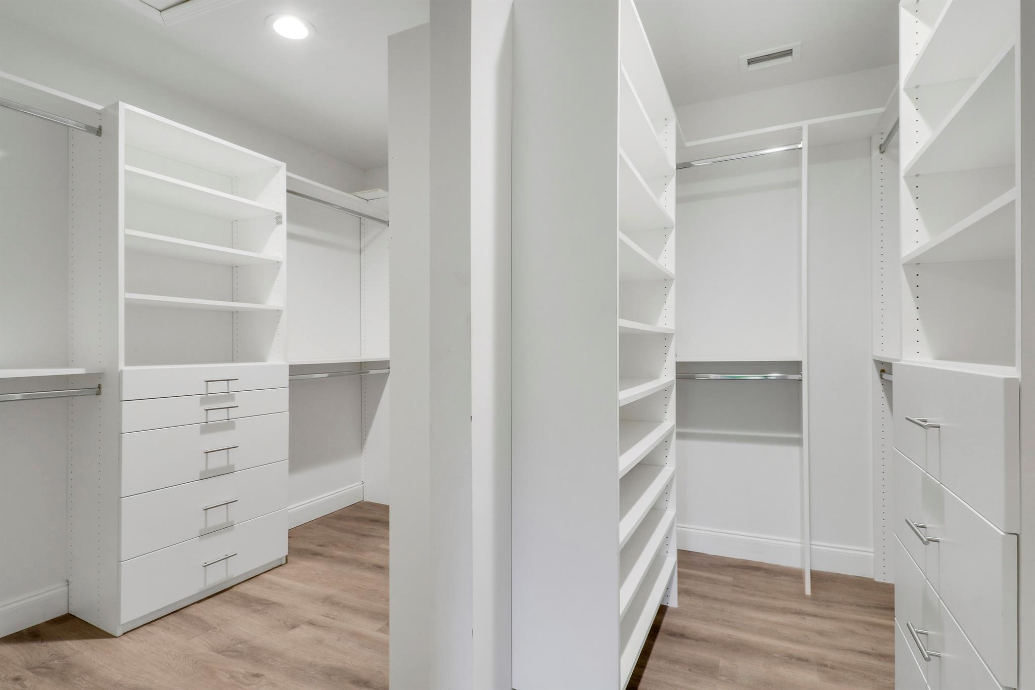 EASTPOINTE COUNTRY CLUB 2 - Residential