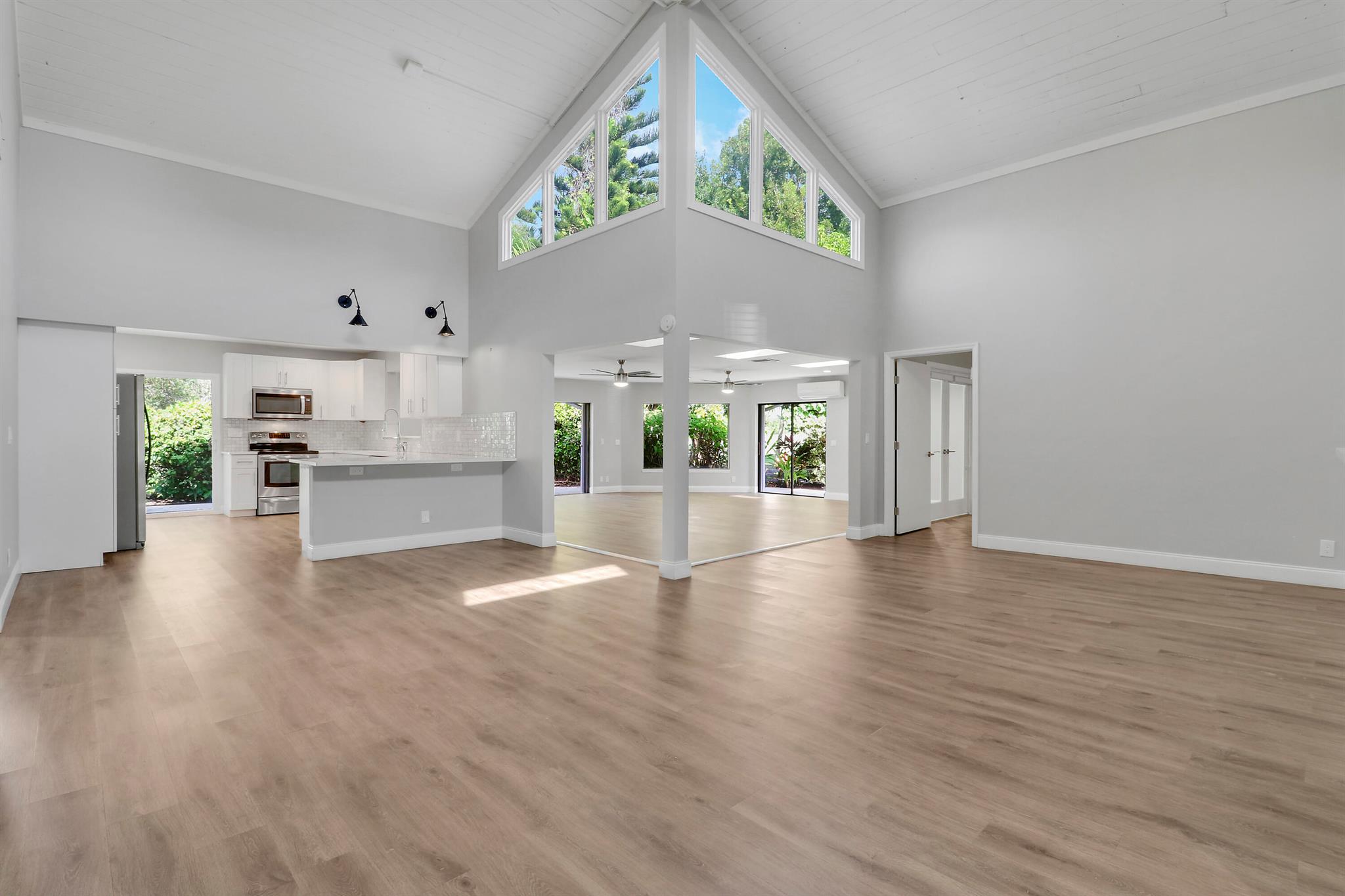 EASTPOINTE COUNTRY CLUB 2 - Residential