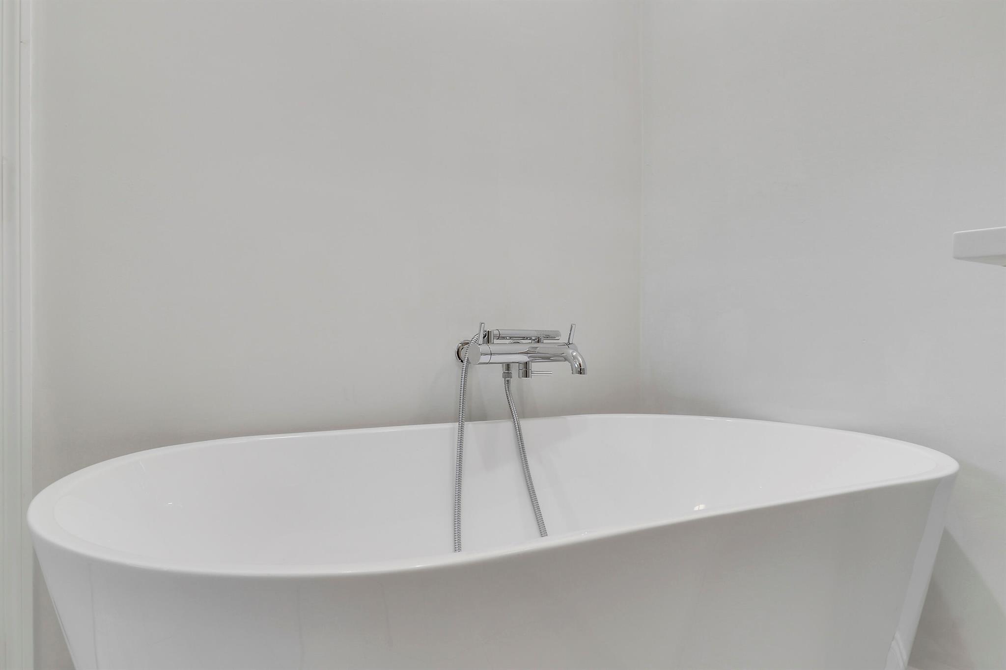 EASTPOINTE COUNTRY CLUB 2 - Residential