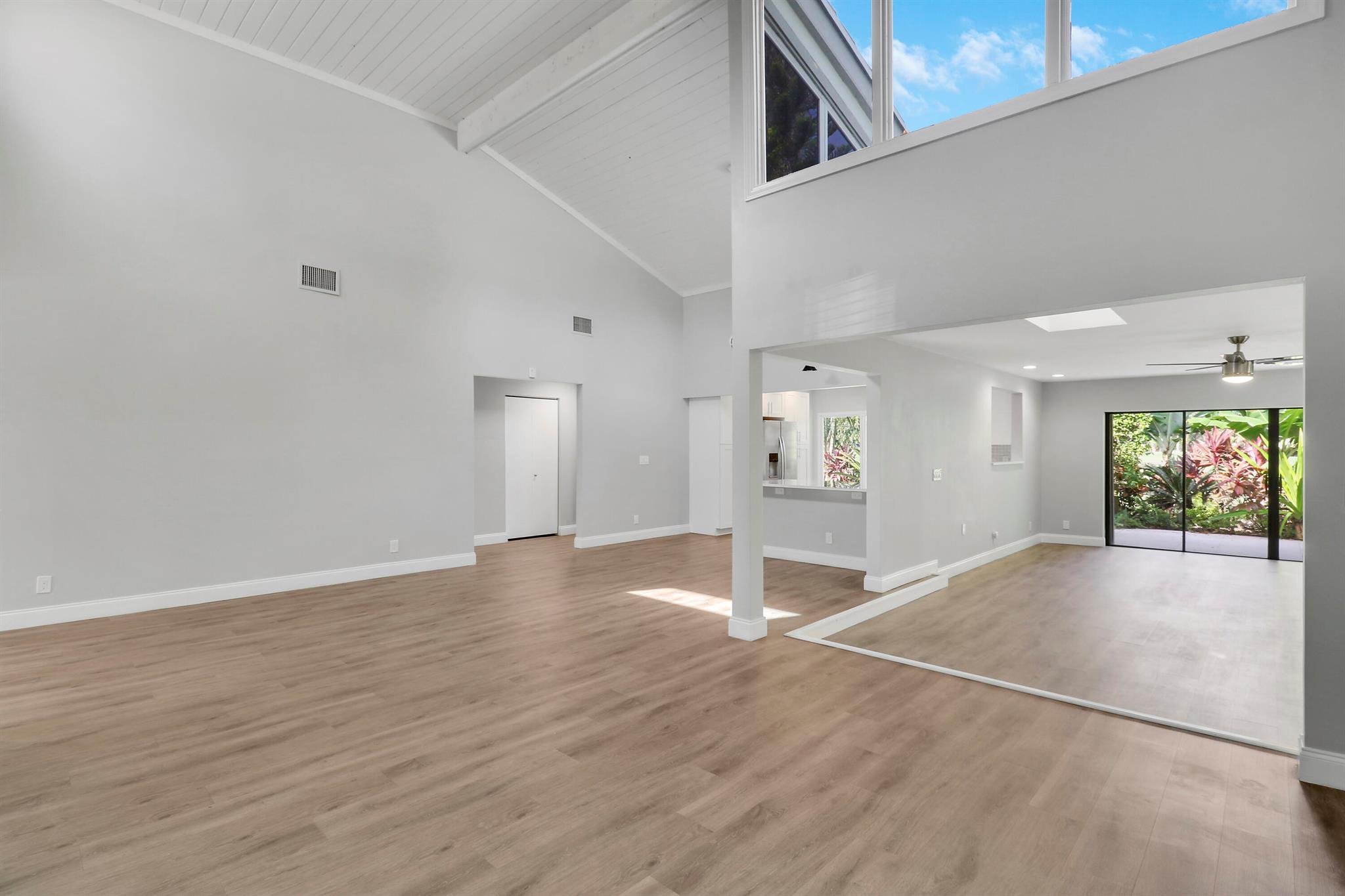 EASTPOINTE COUNTRY CLUB 2 - Residential