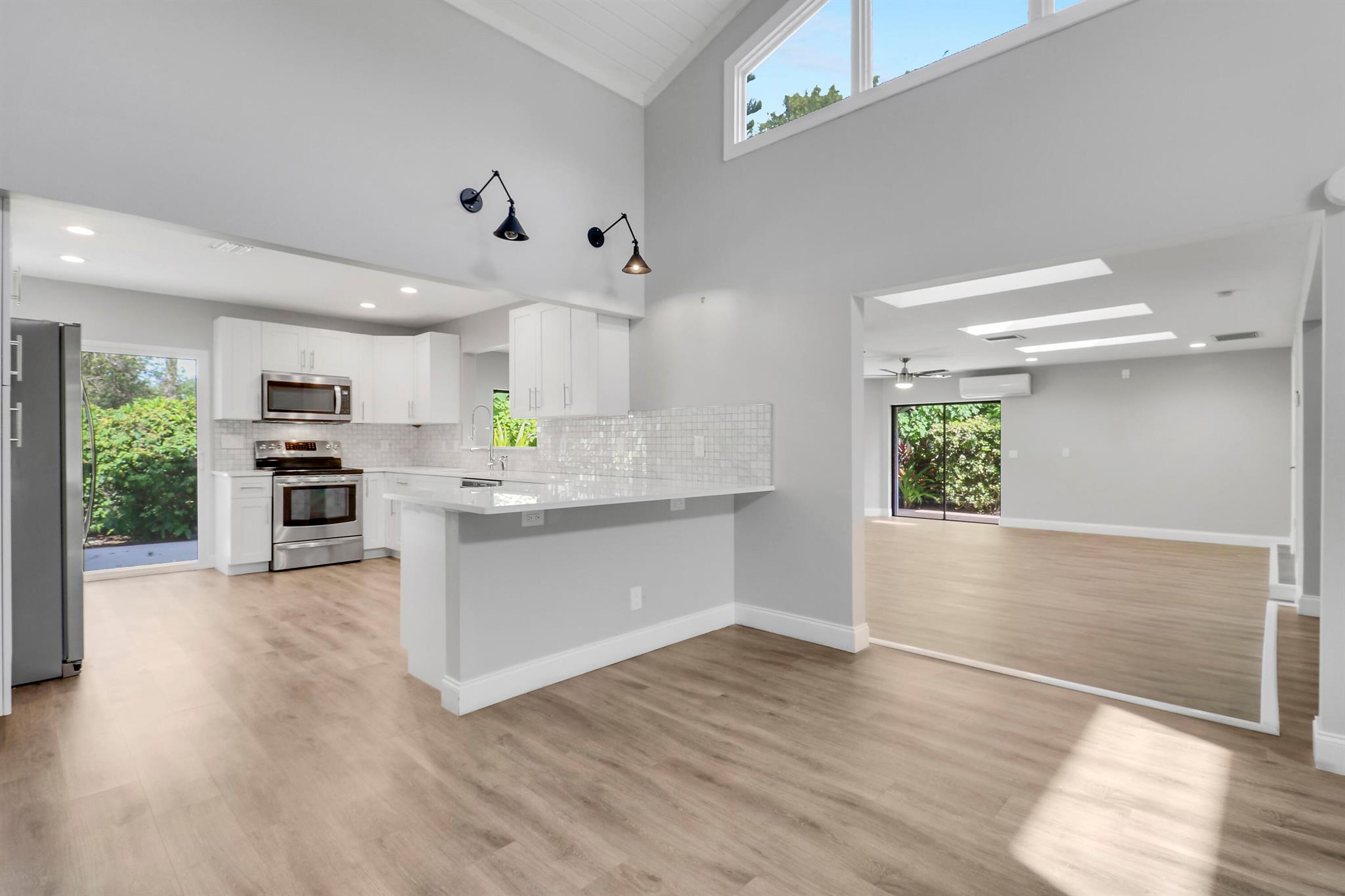 EASTPOINTE COUNTRY CLUB 2 - Residential