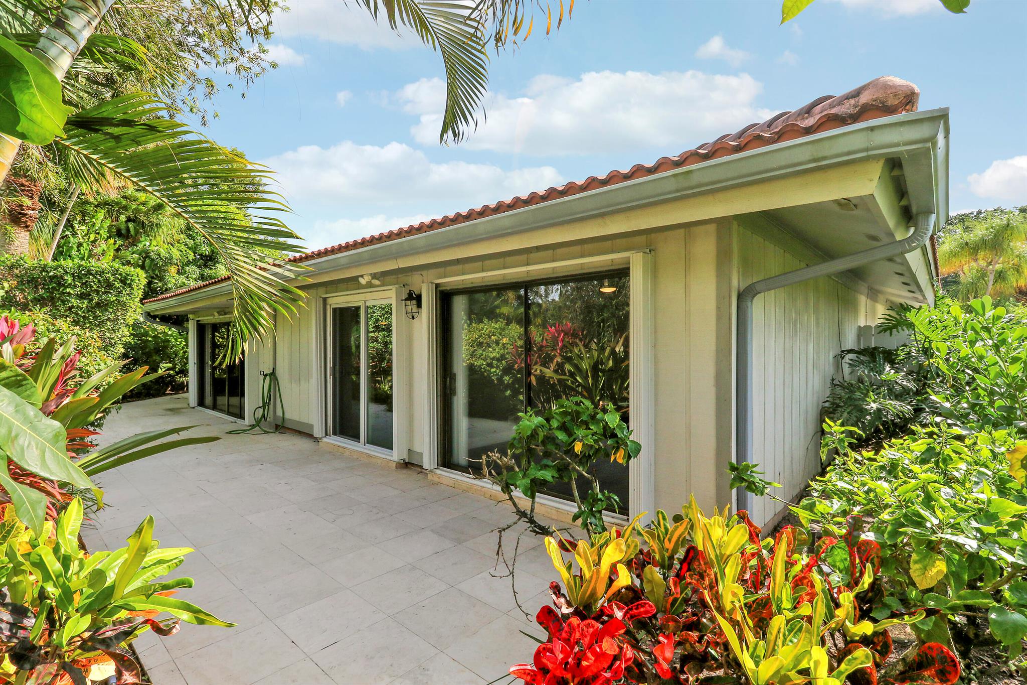 EASTPOINTE COUNTRY CLUB 2 - Residential