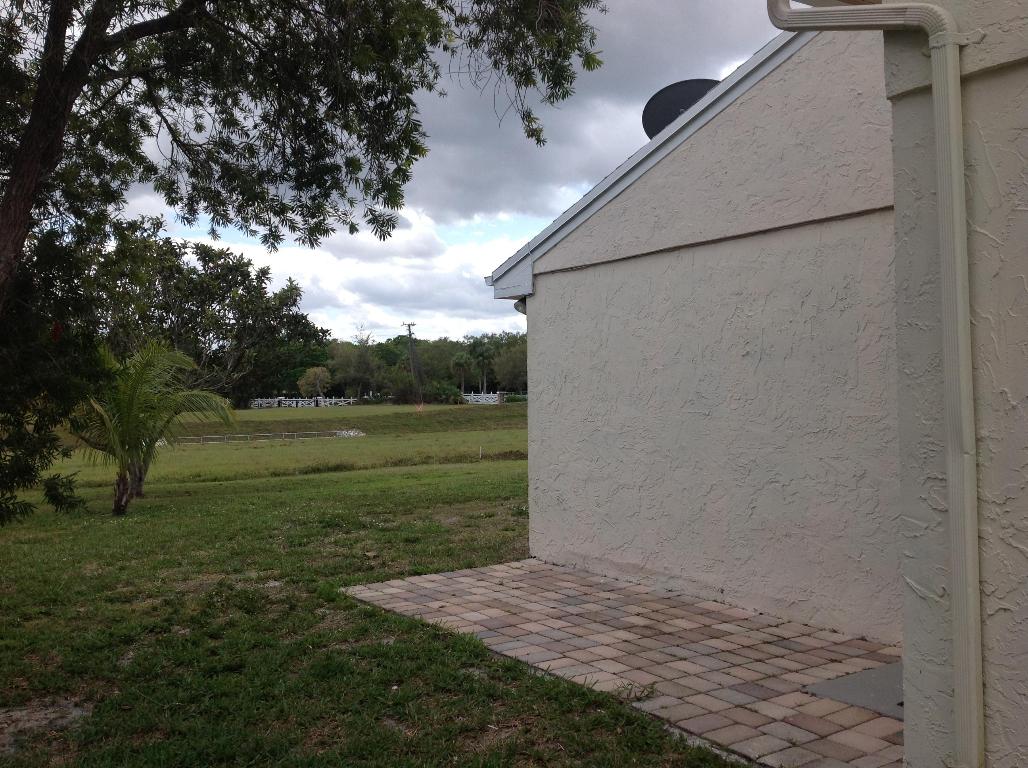 COUNTRY PARK AT BOCA RATON I - Residential Lease