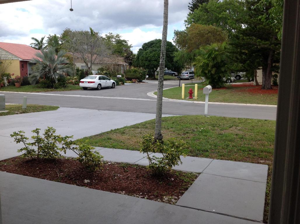 COUNTRY PARK AT BOCA RATON I - Residential Lease