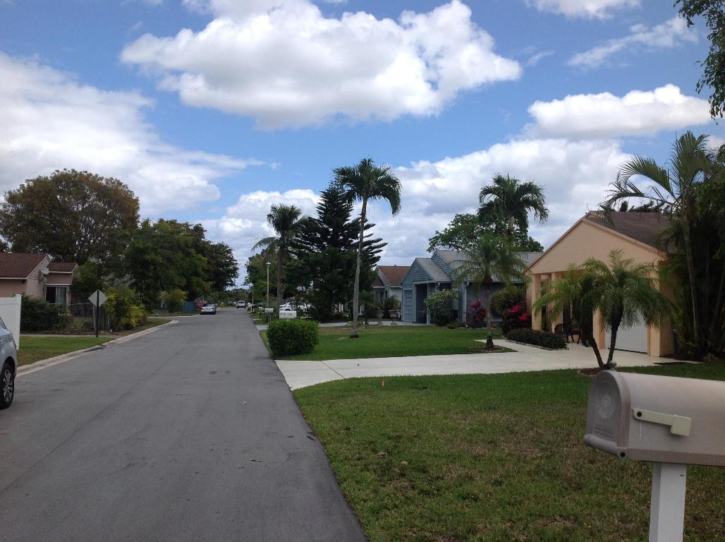 COUNTRY PARK AT BOCA RATON I - Residential Lease