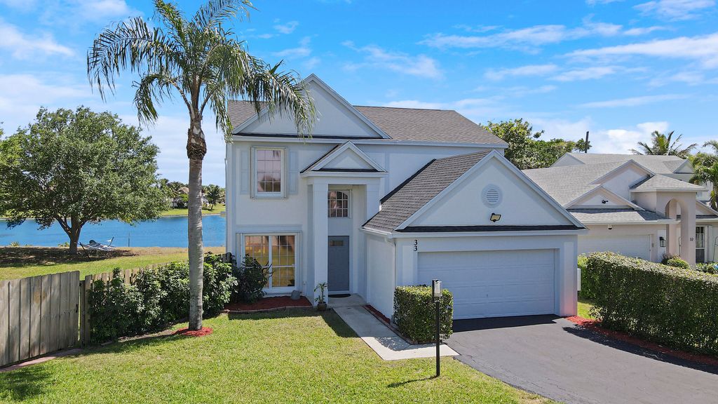 Photo of 33 Swallow Drive, Boynton Beach, FL 33436 (MLS # R11075055)
