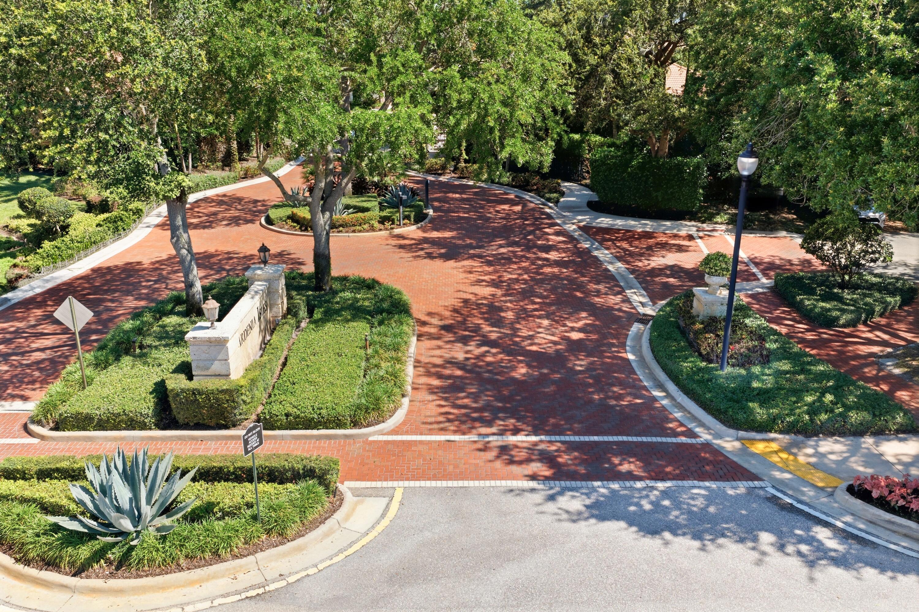 GARDENIA ISLES - Residential