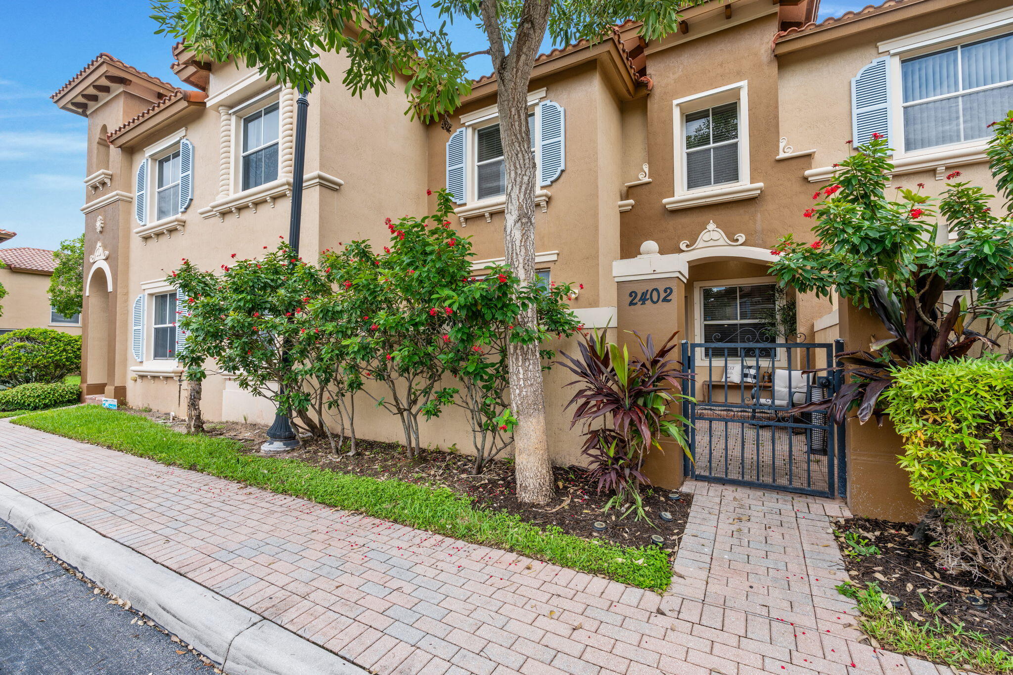 6515 Diamond Springs Terrace 2402