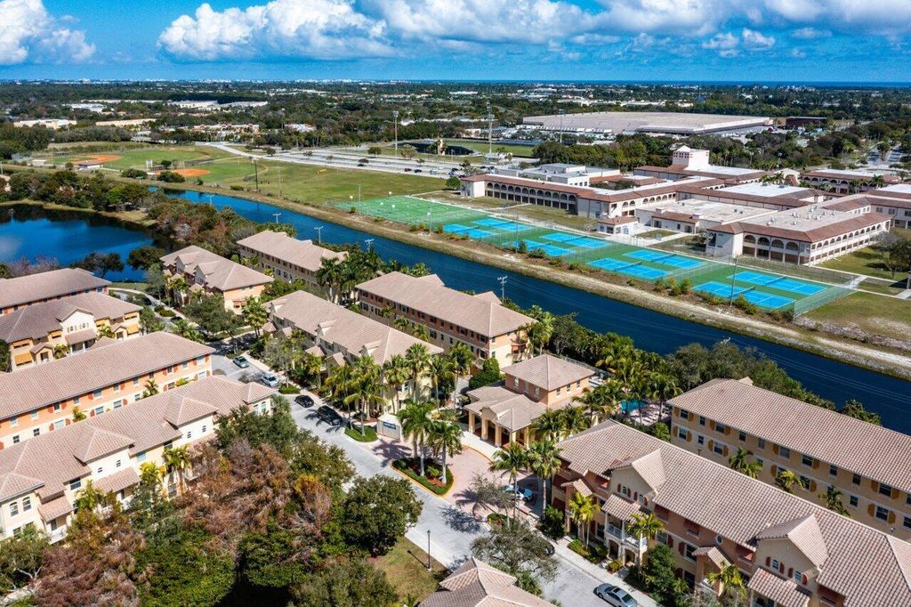 Photo of 1450 Via Alferi, Boynton Beach, FL 33426 (MLS # R11089779)