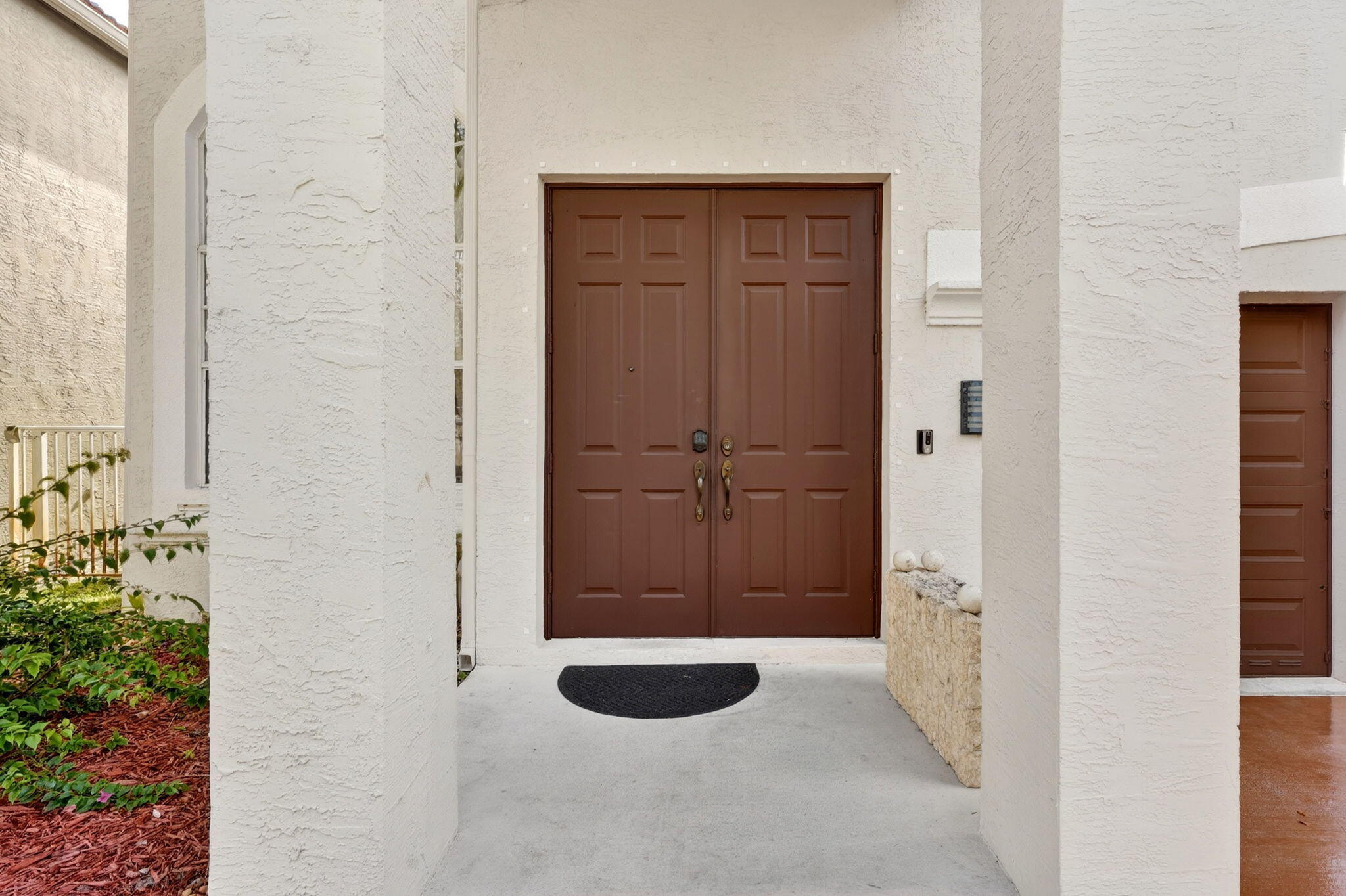 1572 Briar Oak Drive