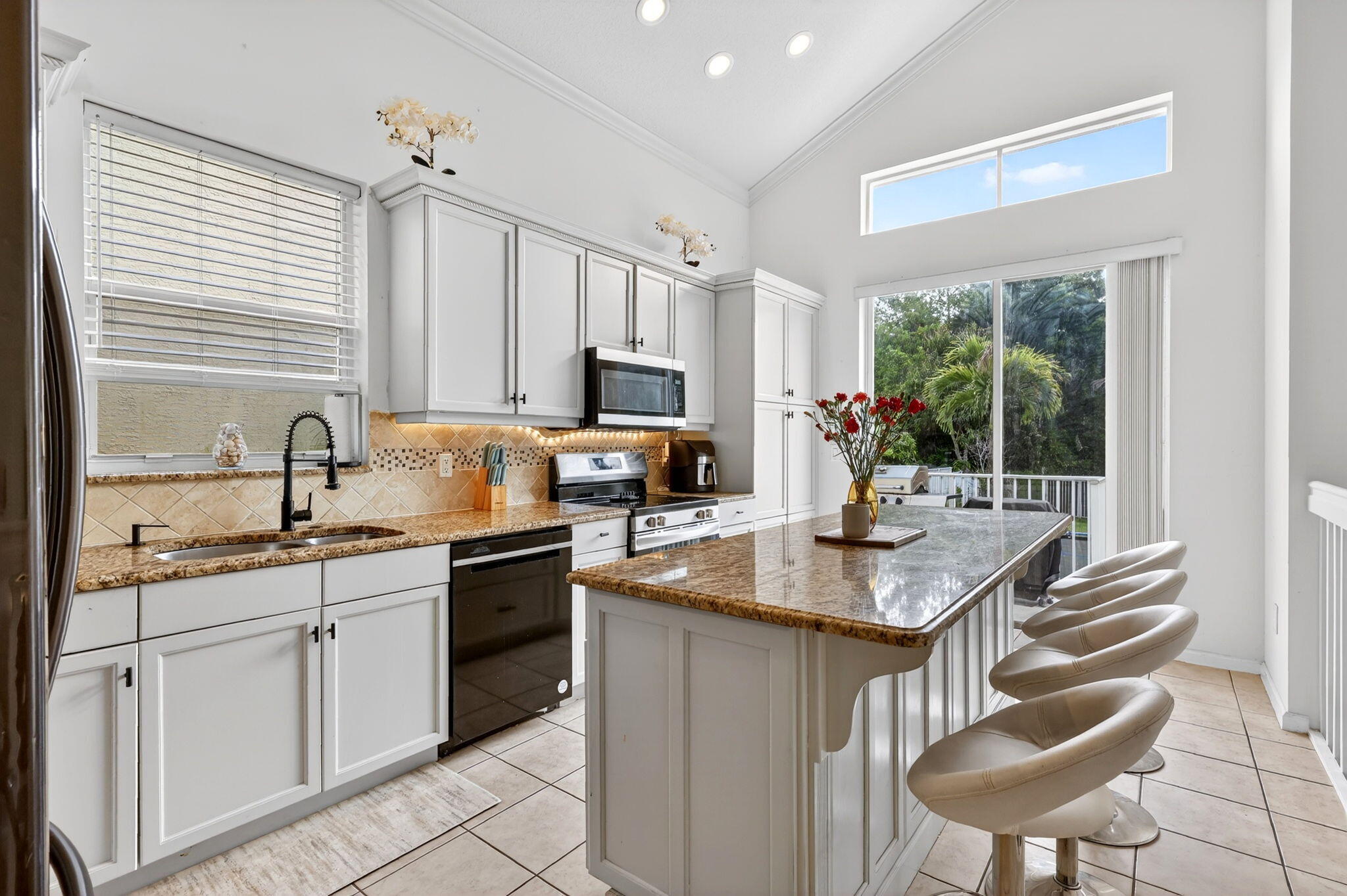 MADISON GREEN 1 PAR B - Residential