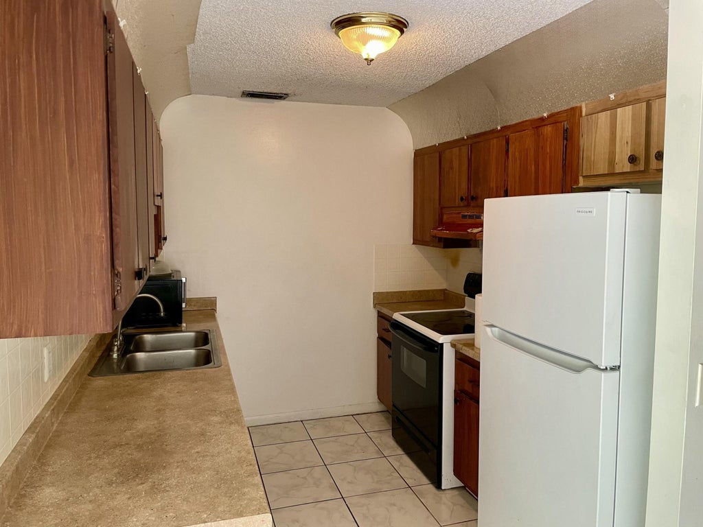 Photo of 3293 Kirk Road #APT. 7, Lake Worth, FL 33461 (MLS # B26073007)
