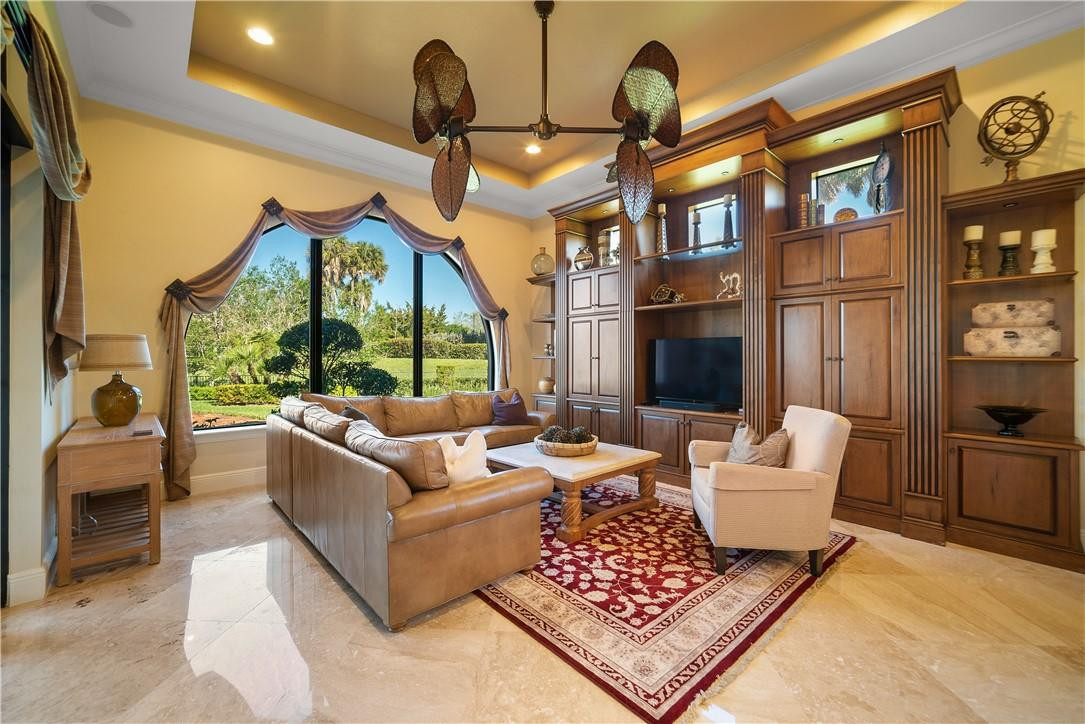 Parkland Golf - Residential