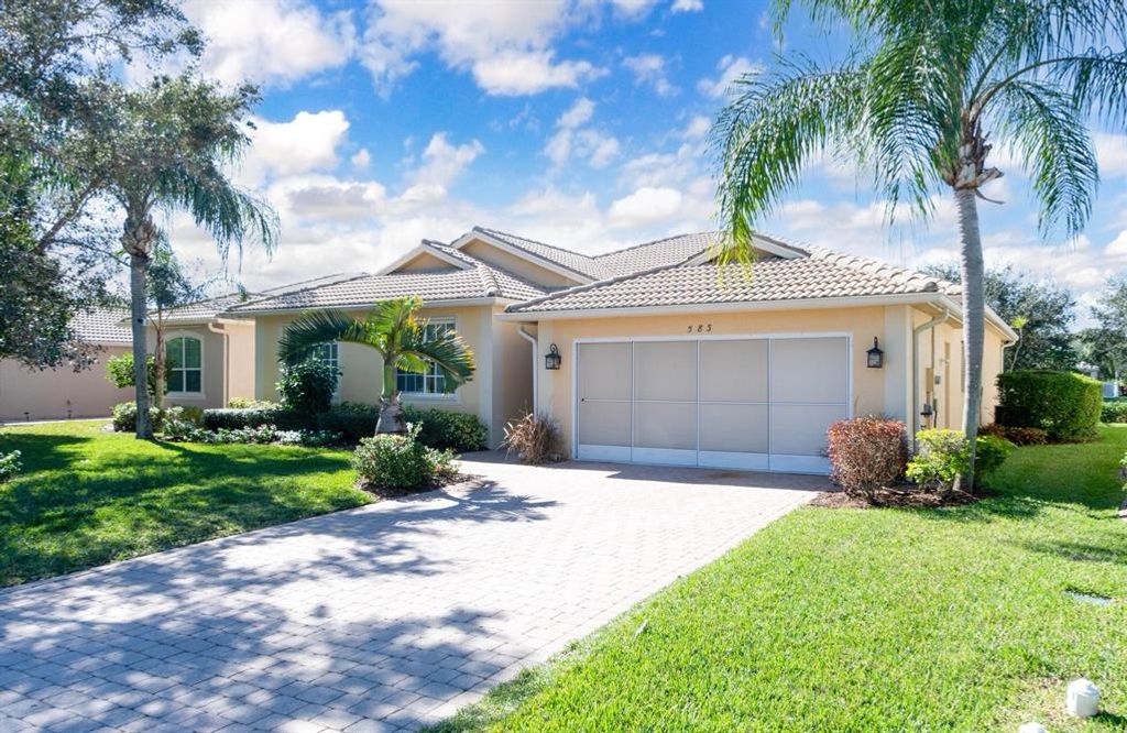 Photo of 583 NW Waverly Circle, Port Saint Lucie, FL 34983 (MLS # R10763470)