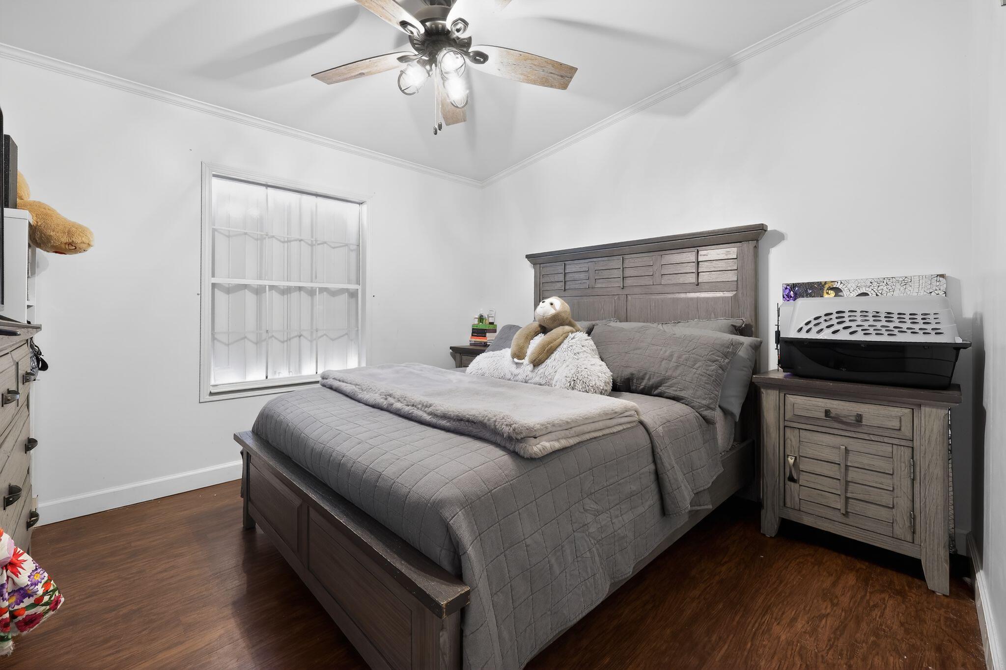 SANDALFOOT COVE SEC 1 - Residential