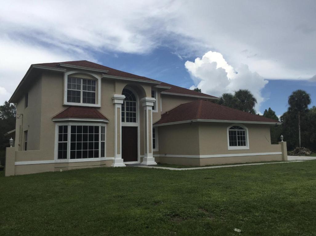 Acreage In Loxahatchee - Residential