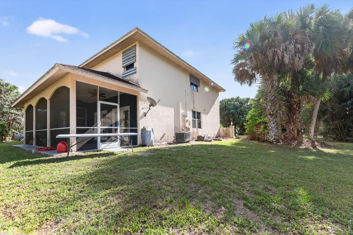 Acreage In Loxahatchee - Residential