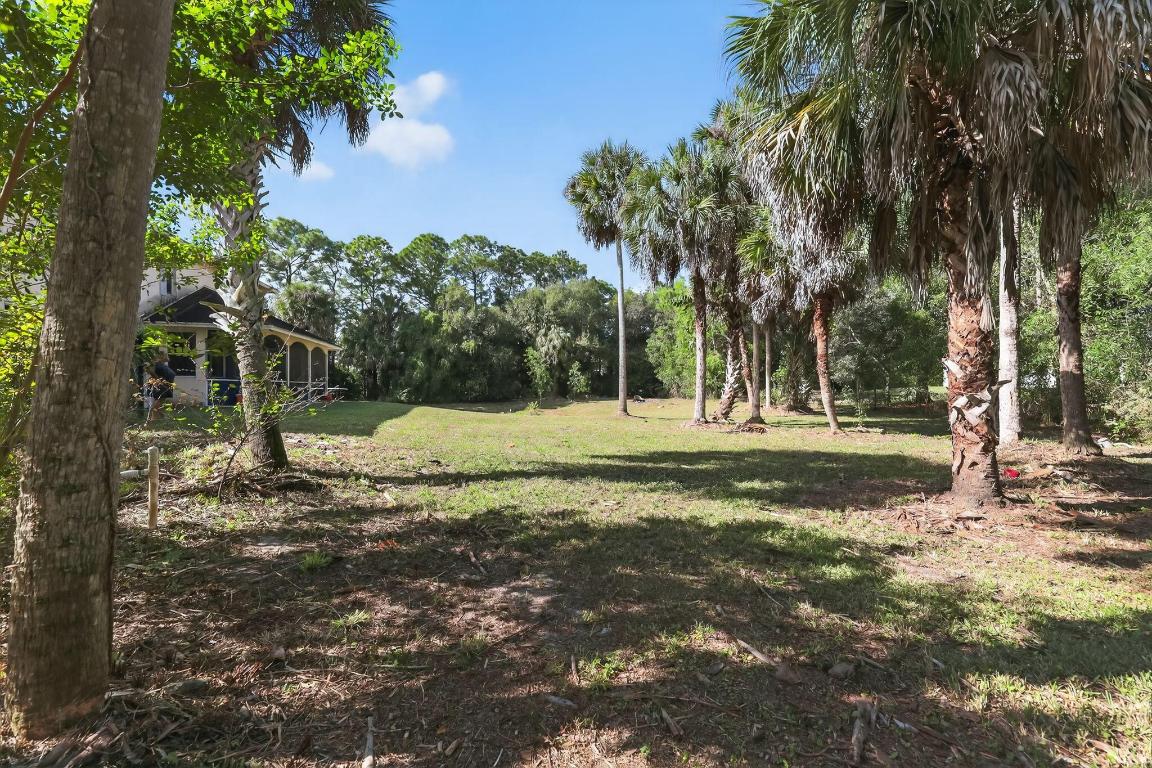 Acreage In Loxahatchee - Residential