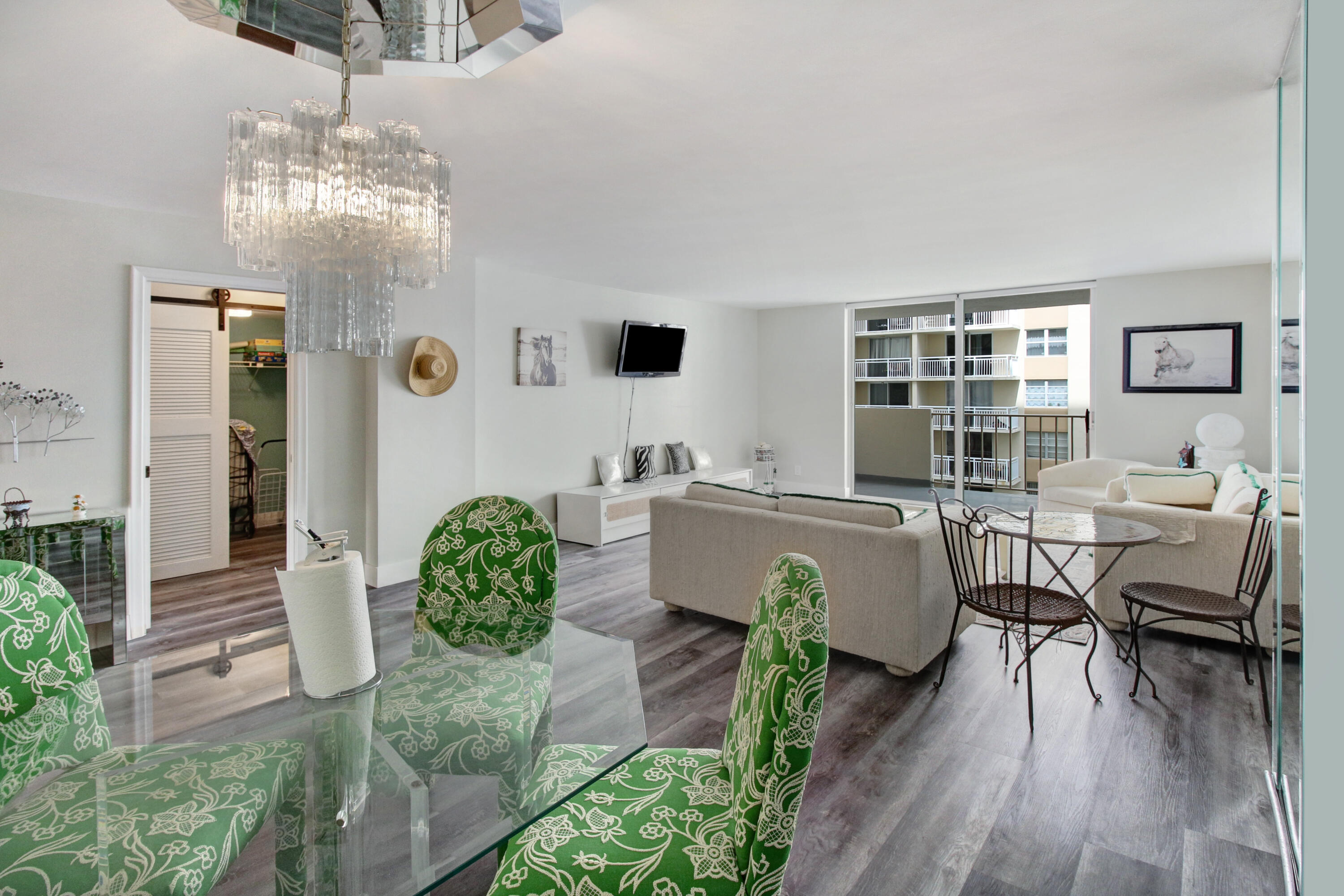 1865 S Ocean Drive 6c