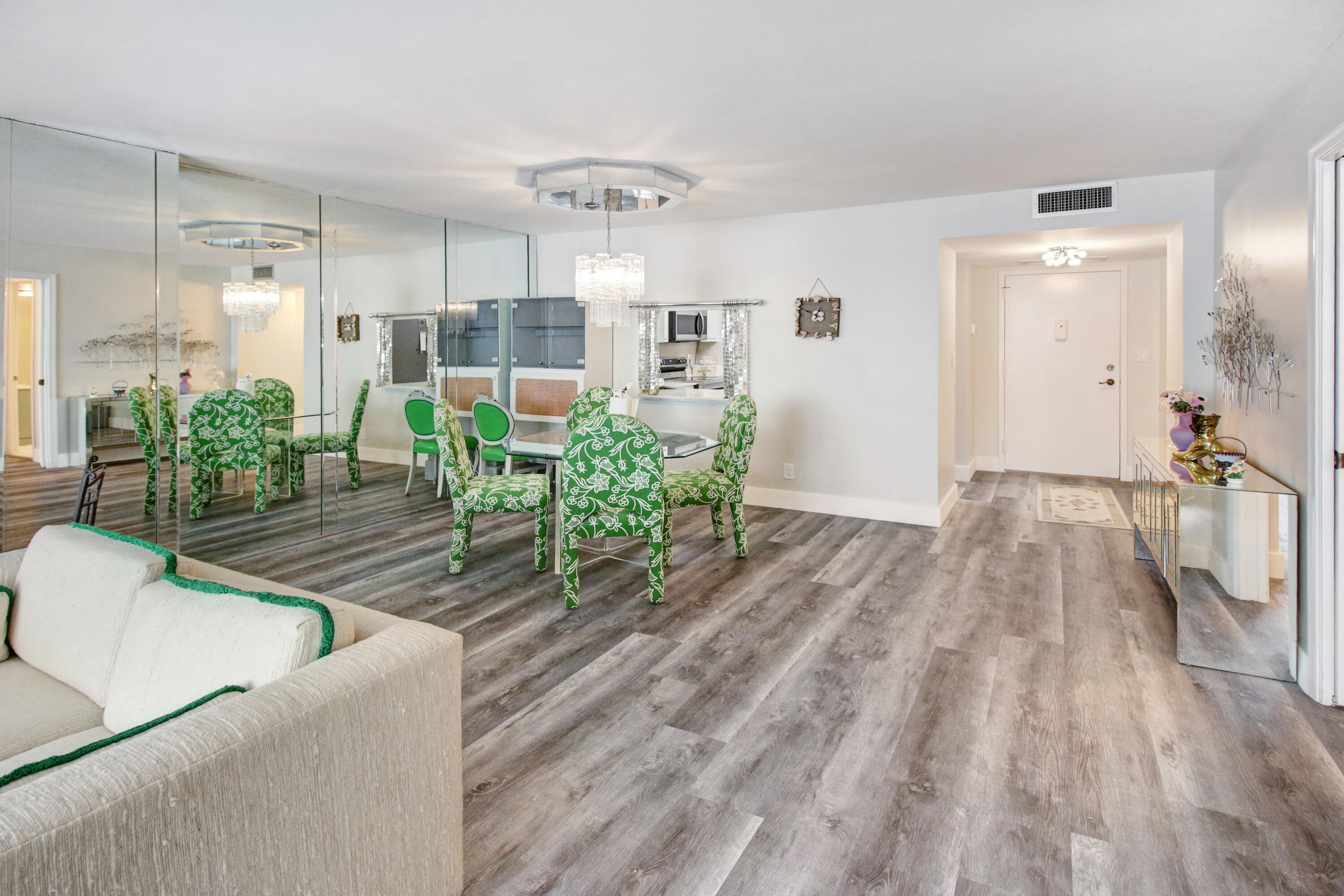 PRINCE GEORGE ARMS CONDO - Residential