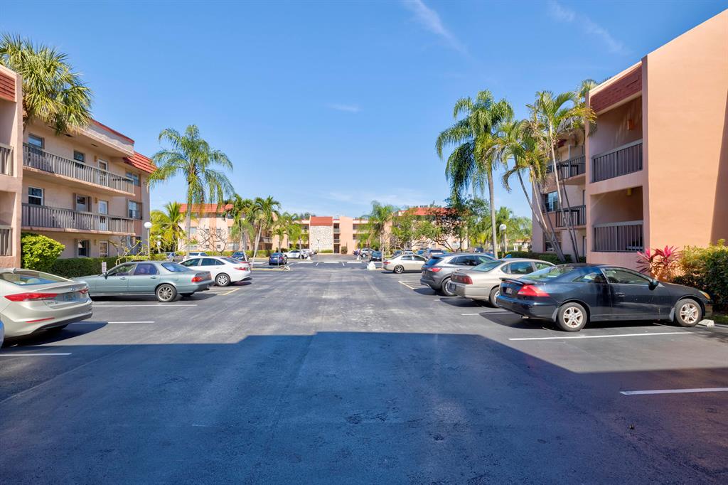 HOLIDAY SPRINGS VILLAGE - Residential