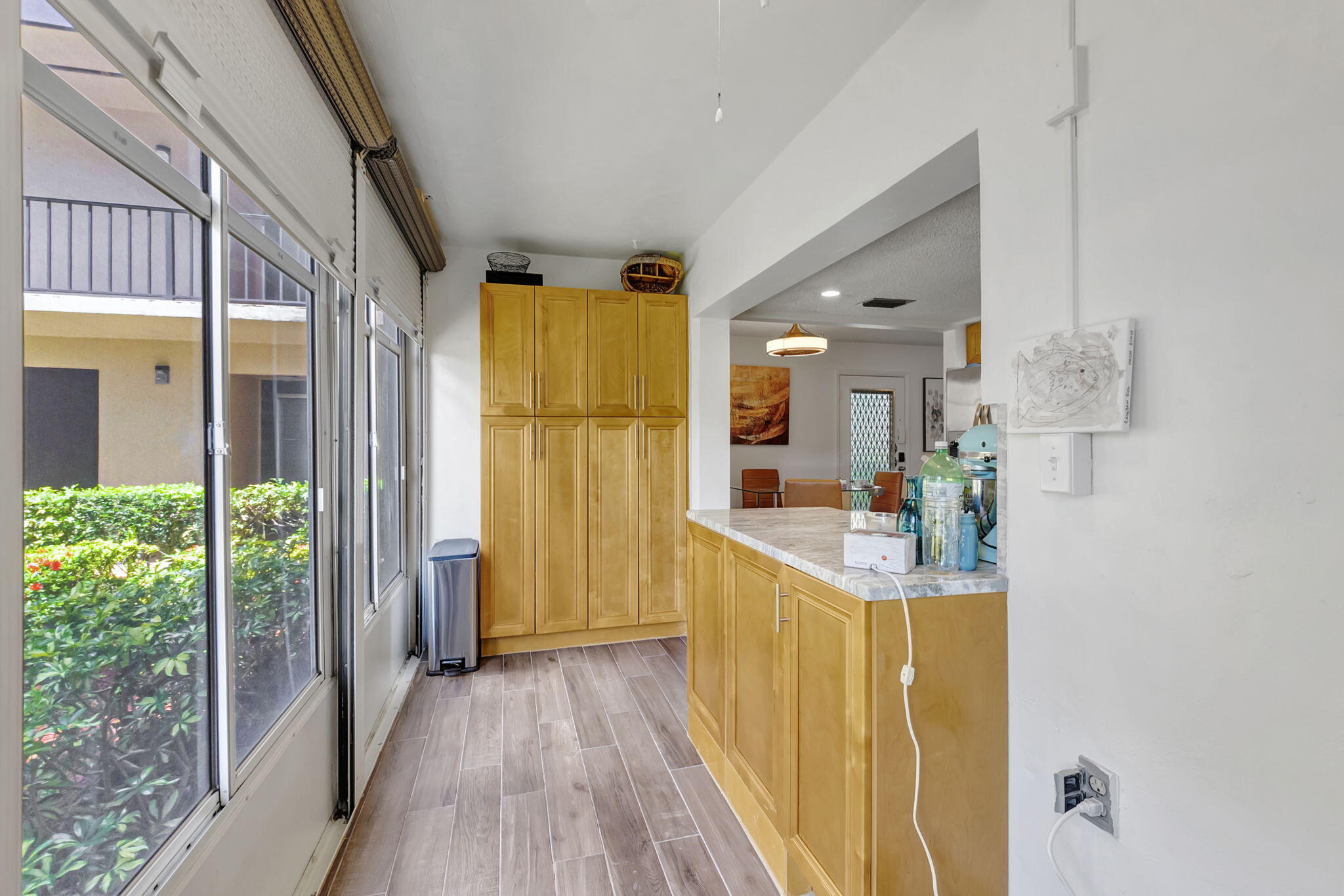 KINGS POINT CAPRI CONDOS - Residential