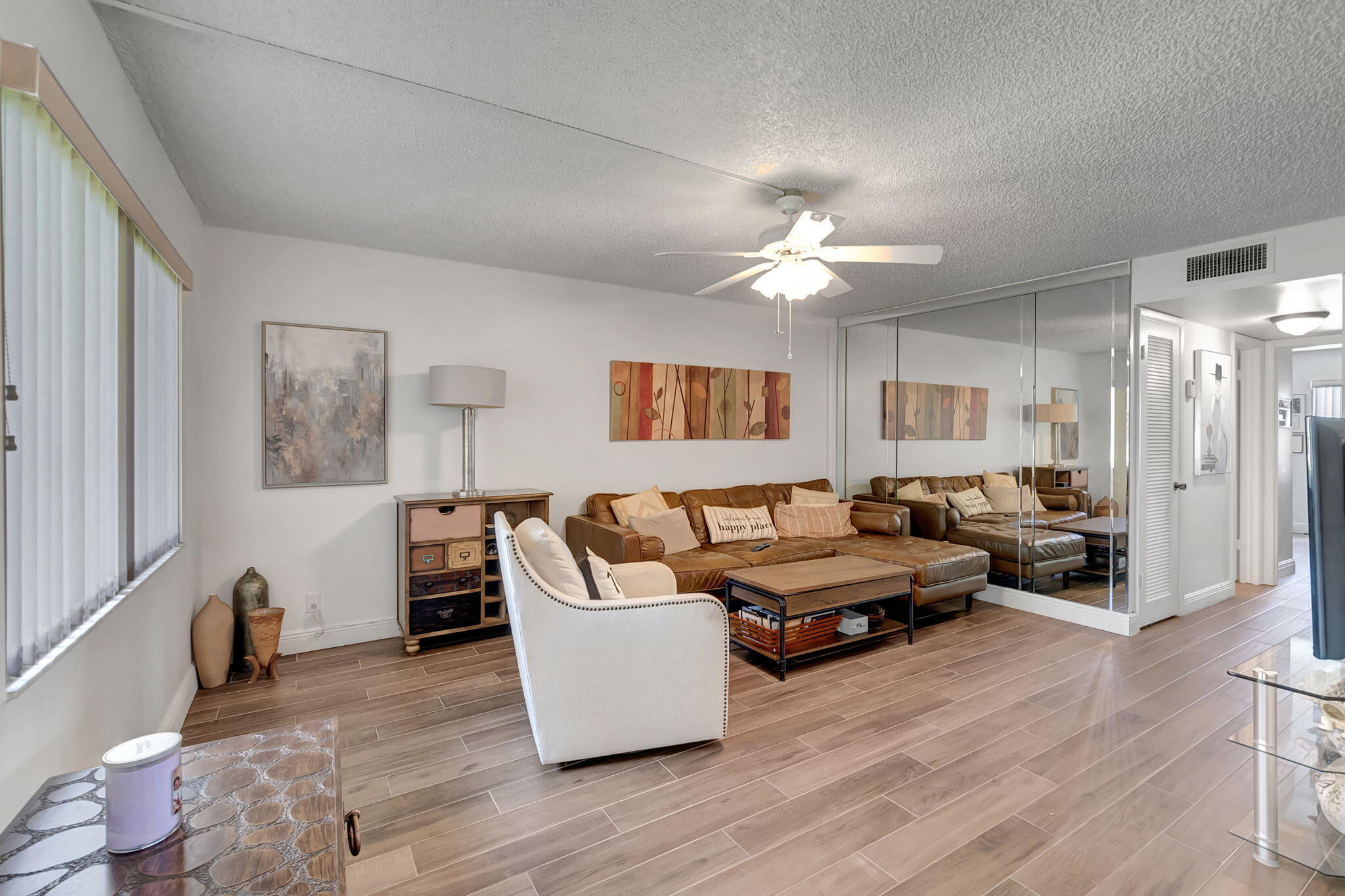 KINGS POINT CAPRI CONDOS - Residential